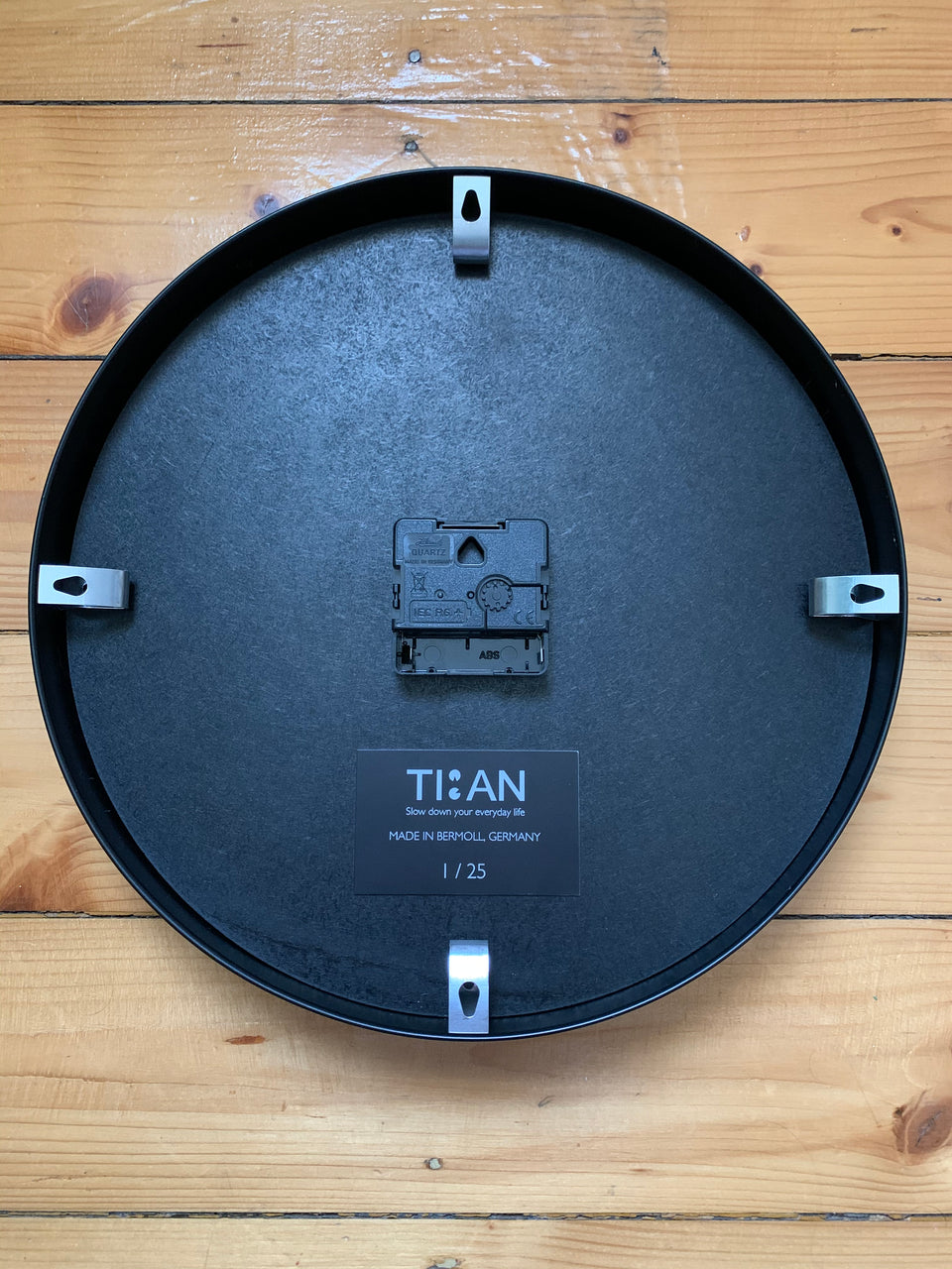 TIAN Wall Clock Black/White